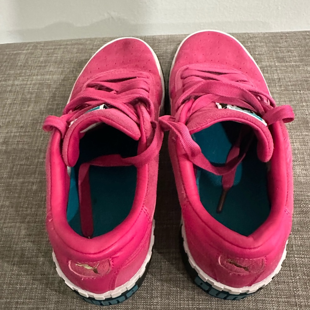 Puma Pink Sneakers with Suede Upper and Chunky Sole - Picture 4 of 5